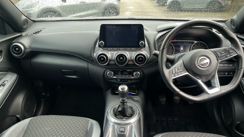 Nissan Juke 1.0 DiG-T 114 N-Connecta 5dr Petrol Hatchback